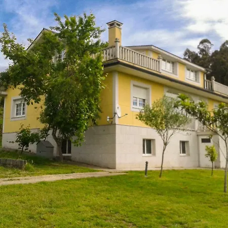 아파트 Yellow House Churio